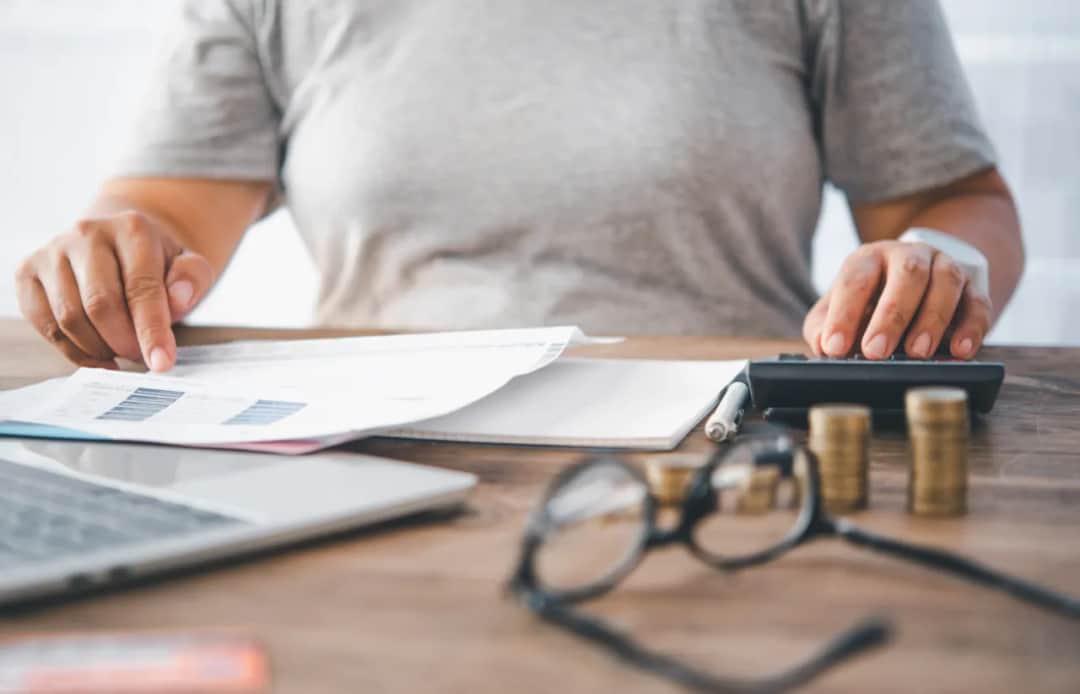 Czy firma windykacyjna może naliczać odsetki? Sprawdź swoje prawa